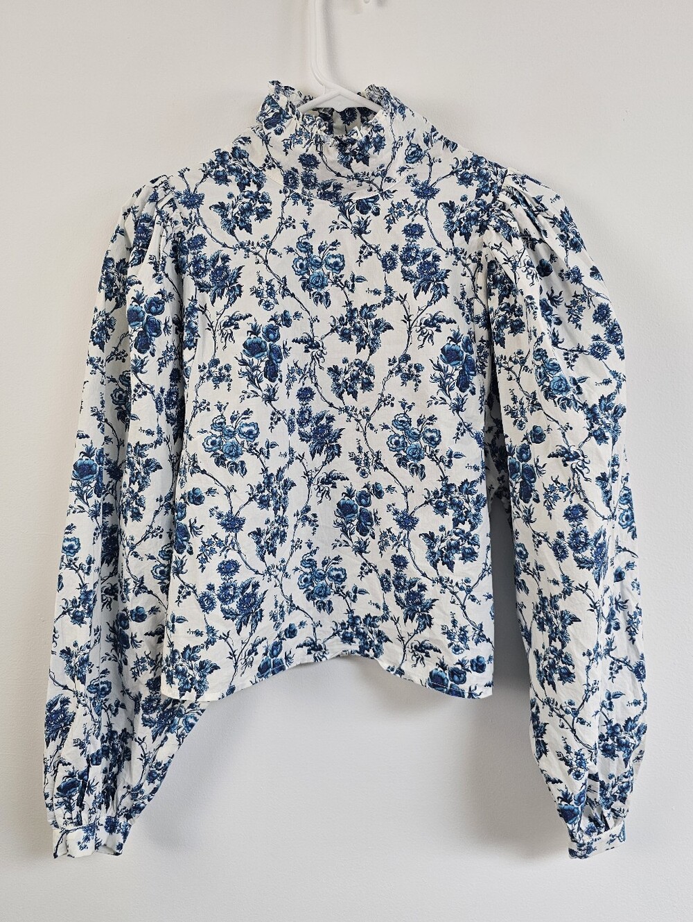 Meadows Carnation Top Cottagecore Turtleneck Puff Sleeve Blouse - Picture 2 of 10